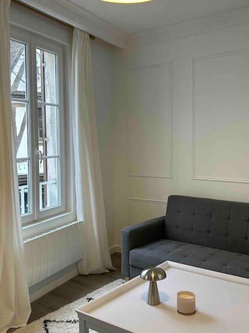 Апартаменты Le Petit Paris Компьень Экстерьер фото